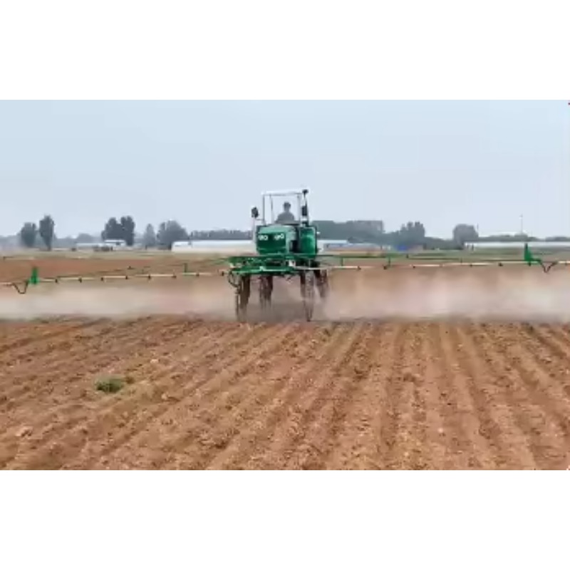 Farming Year - Hoogproductieve zelfrijdende vierwiel landbouwspuit met dieselmotor